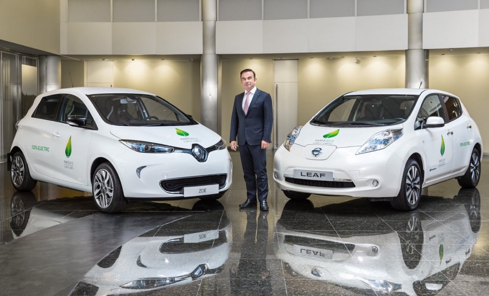 carlos ghosn quai kiet lang o to 15821