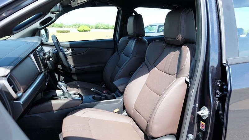 Mazda BT50 sắp ra mắt, giá từ 659 triệu đồng