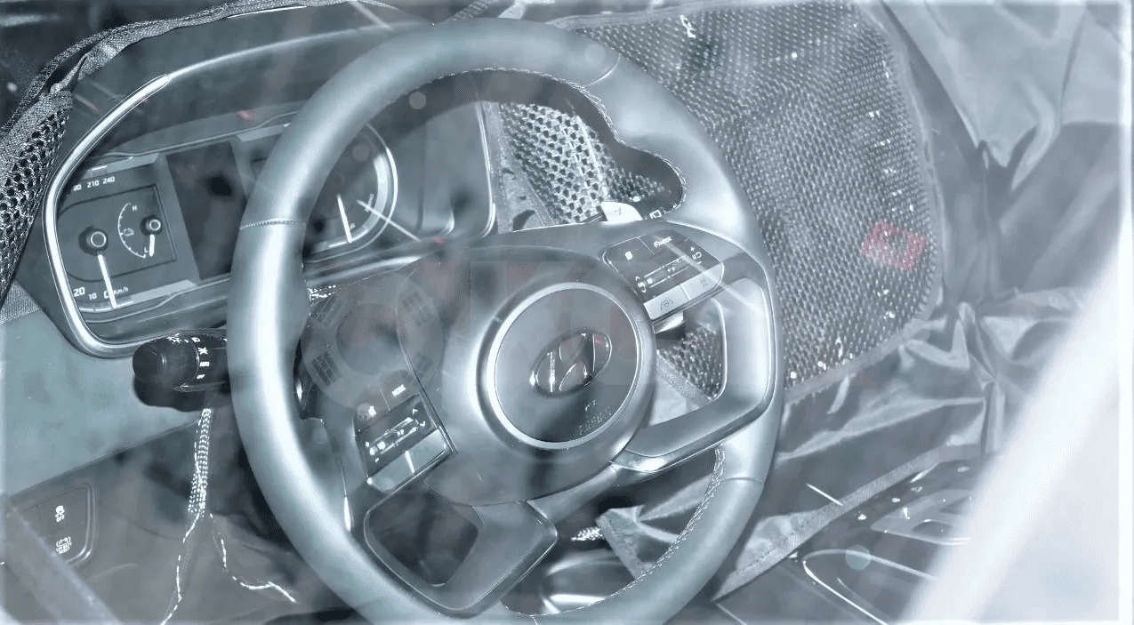 Hé lộ hình ảnh đầu tiên về nội thất Hyundai Tucson 2021 he lo hinh anh dau tien ve noi that hyundai tucson 2021