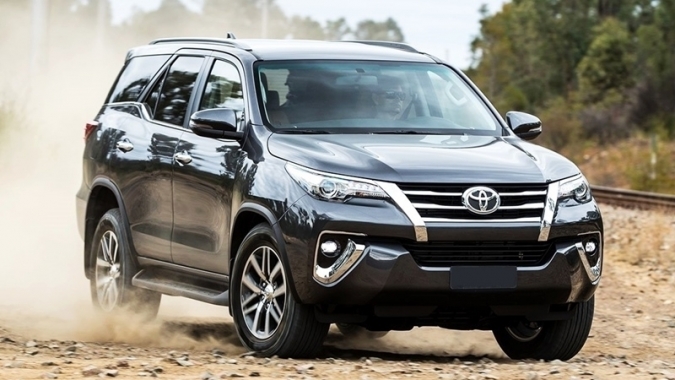 Xe Toyota tăng khuyến mại bằng việc giảm phí trước bạ trong tháng 4