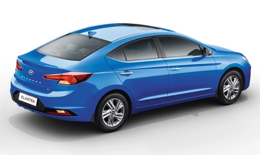 hyundai elantra 2020 co them phien ban may dau