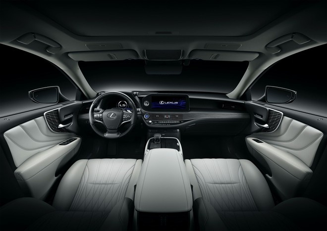 lexus ls 2021 moi tang suc canh tranh mercedes s class