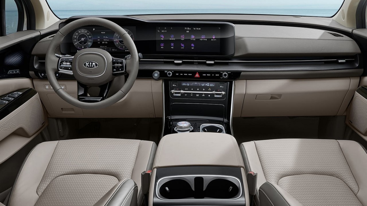 Kia Sedona thế hệ mới lộ ảnh nội thất