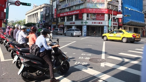 Vì sao Đài Loan đông xe máy nhất thế giới nhưng vẫn không tắc đường?
