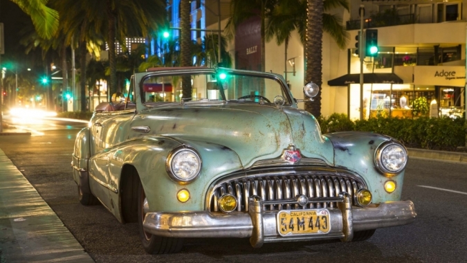 Độc đáo Buick Super 8 đời 1948 độ kiểu "con hoang" hoài cổ