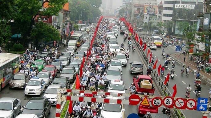 Hà Nội: Đồng bộ nhiều giải pháp giảm ùn tắc giao thông và ô nhiễm môi trường