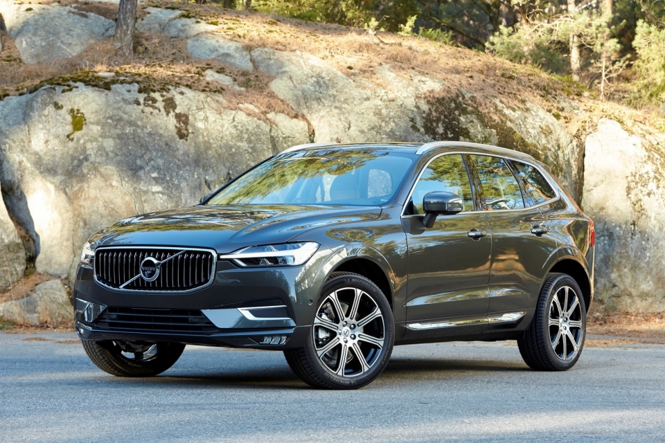 volvo xc60 the he thu hai van la mot trong nhung chiec xe an toan nhat the gioi