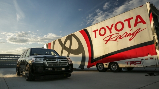 Toyota Land Cruiser 2.000 mã lực lập kỉ lục SUV nhanh nhất thế giới