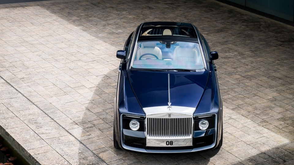 Điều gì khiến Rolls-Royce Sweptail xứng đáng là chiếc ô tô đắt giá nhất thế giới?