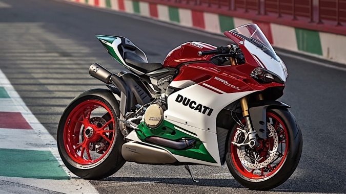 "Quái thú" 209 mã lực Ducati 1299 Panigale R Final Edition lộ diện