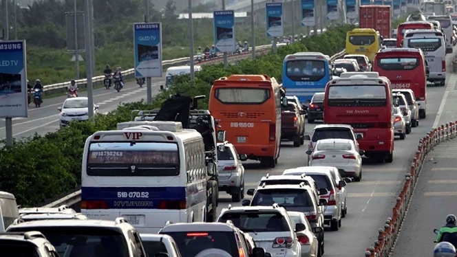 Cao tốc TP HCM - Long Thành - Dầu Giây: Khi đường cao tốc cũng kẹt xe