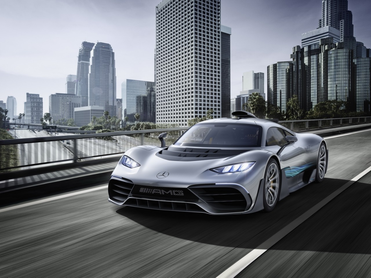 frankfurt 2017 quai vat toc do mercedes amg project one lo dien