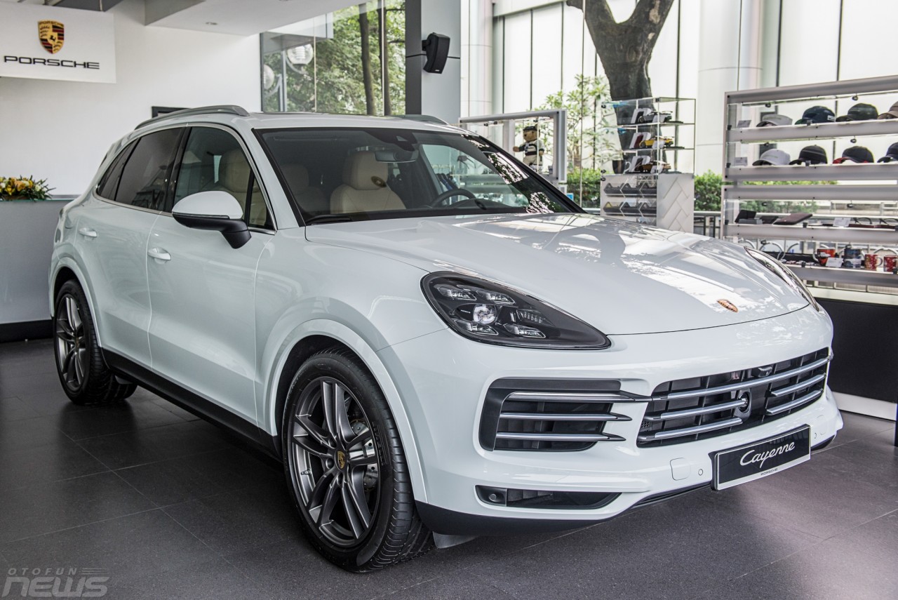 porsche cayenne s 2018 dau tien tai ha noi trang bi tan rang gia gap doi muc san