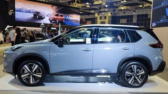 Nissan X-Trail 2023 ra mắt tại Triển lãm ô tô Singapore 2023