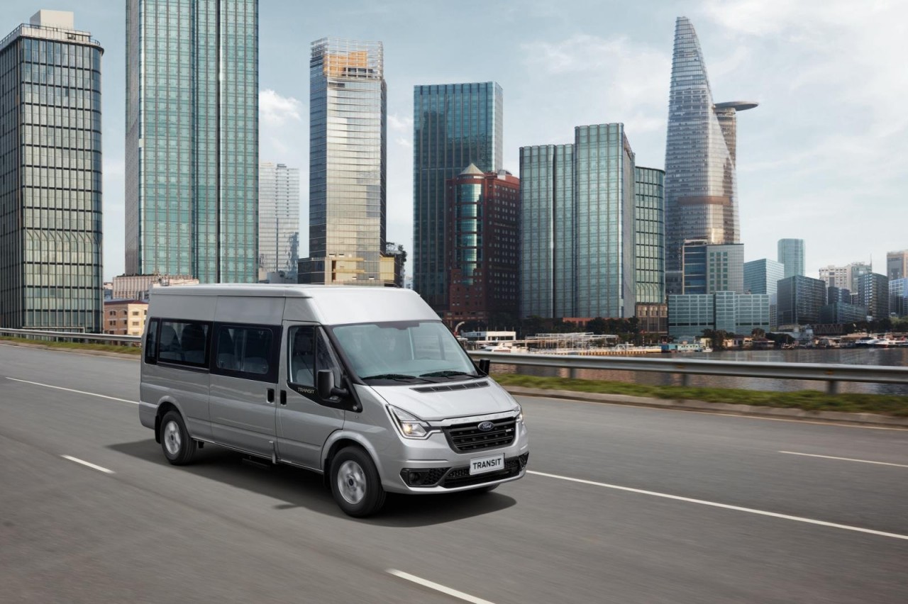 Tổng hợp các đời xe Ford Transit tại Việt Nam