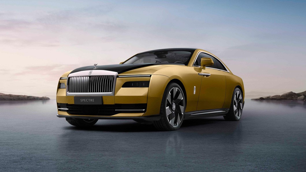 Rolls-Royce sẽ khai tử xe chạy xăng từ năm 2030
