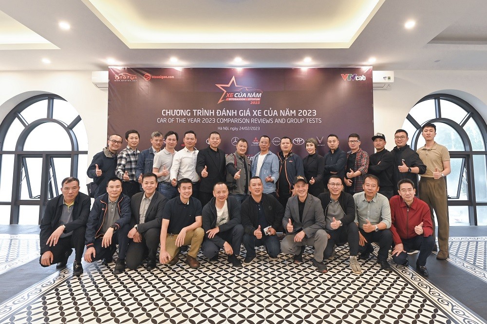 Hội đồng giám khảo XE CỦA NĂM 2023 đánh giá cao chương trình lái thử xe