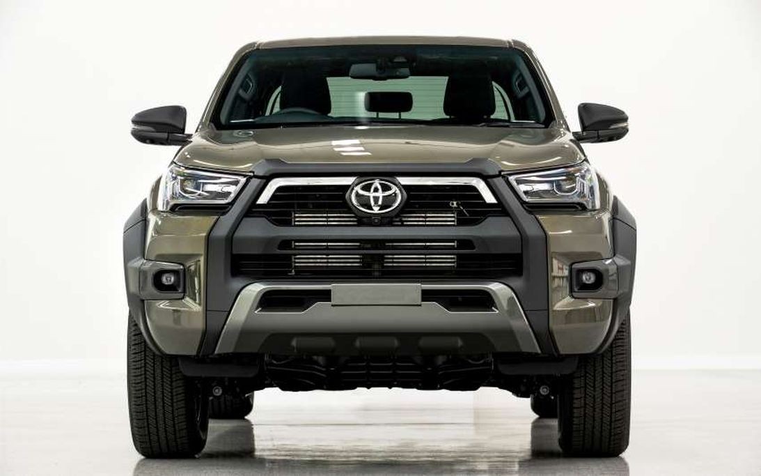 Toyota Hilux 2024 được bổ sung thêm công nghệ mild-hybrid