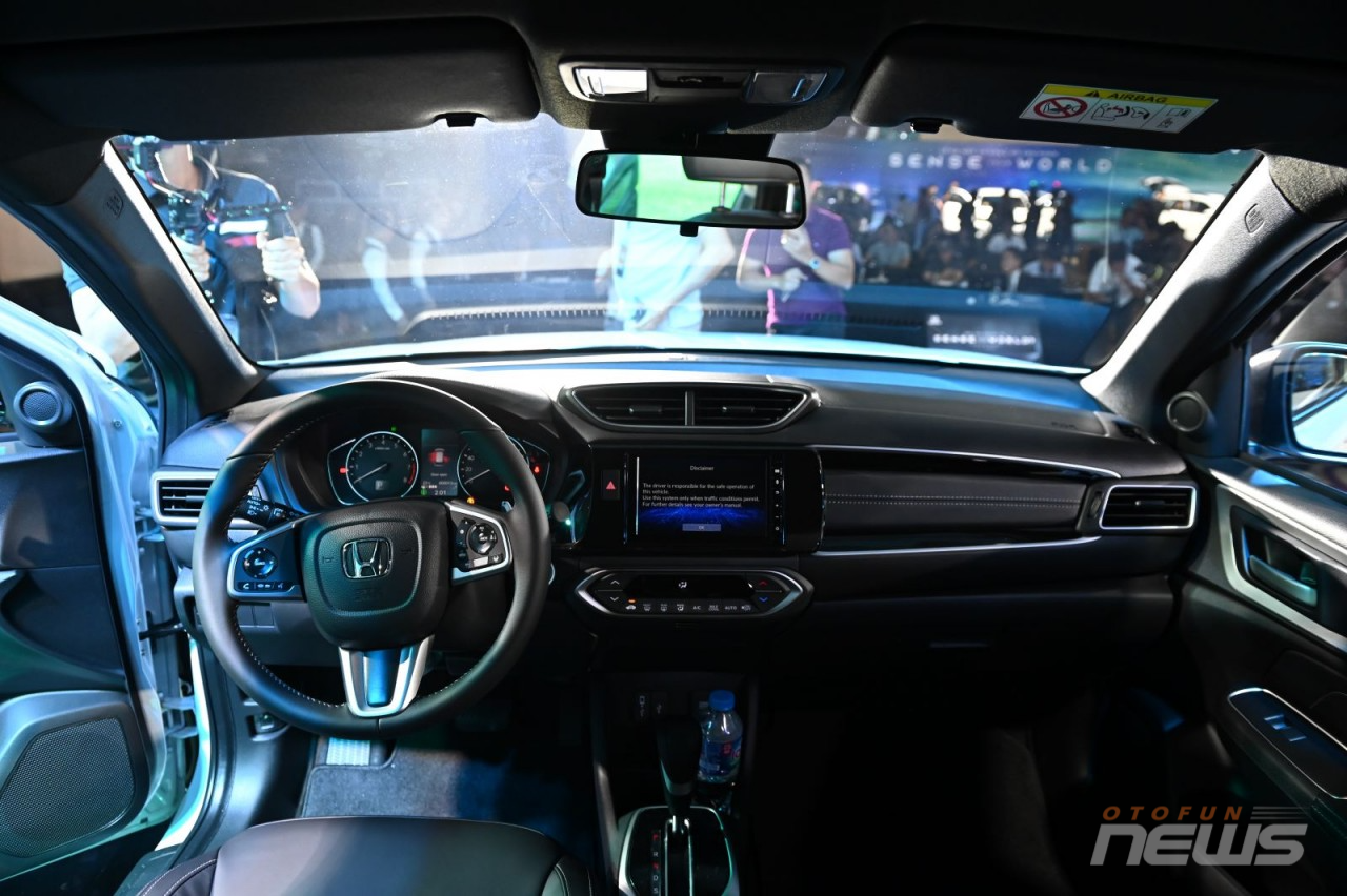 Nội thất Honda BR-V 2023 được thiết kế khá đơn giản
