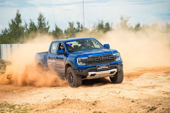 Thuế tiêu thụ đặc biệt xe bán tải sẽ tăng dần, giá xe sẽ tăng theo