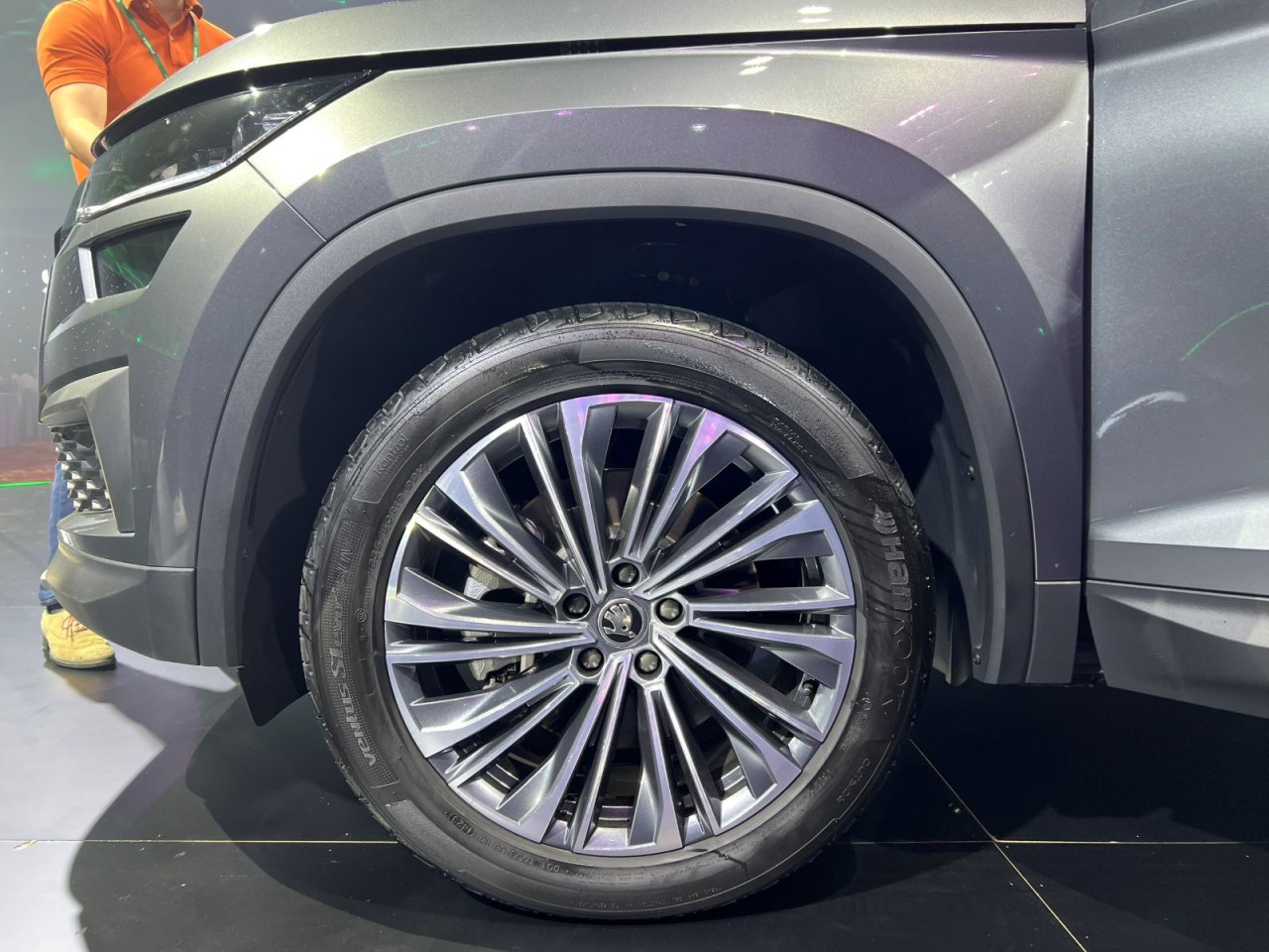 Người dùng đánh giá Skoda Kodiaq: Cảm giác lái thích, xe êm ái nhưng hàng ba chật và lốp cứng