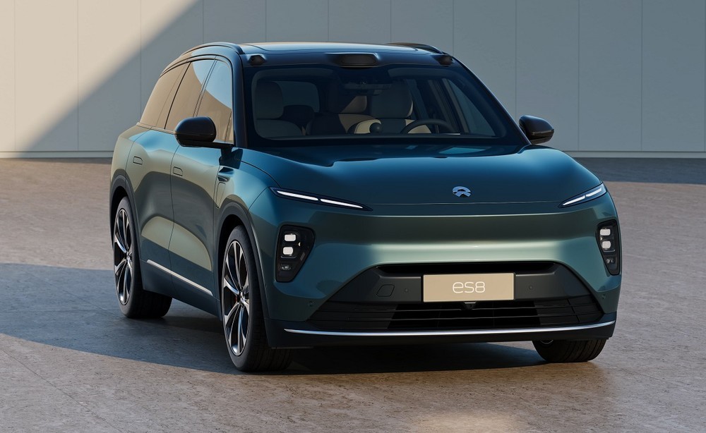 Xe điện Nio ES8 2023 Trung Quốc "học tập" chính sách pin của VinFast
