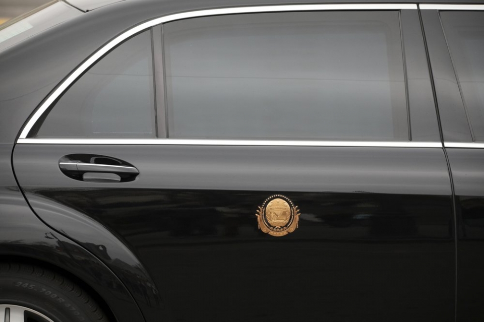 he lo duong day dua sieu xe trieu do den voi kim jong un