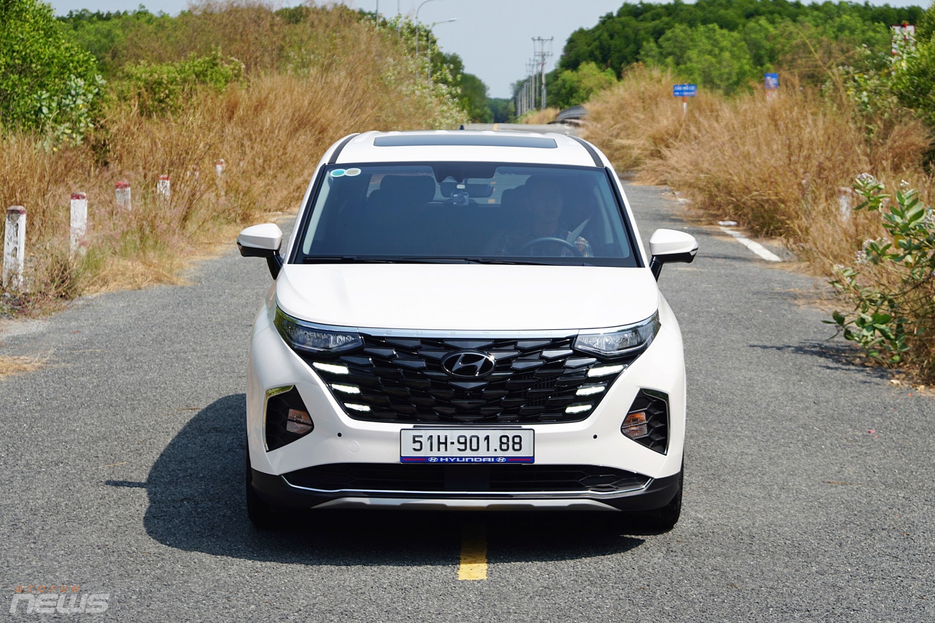 Hyundai Custin - Lựa chọn mới cho gia đình Việt