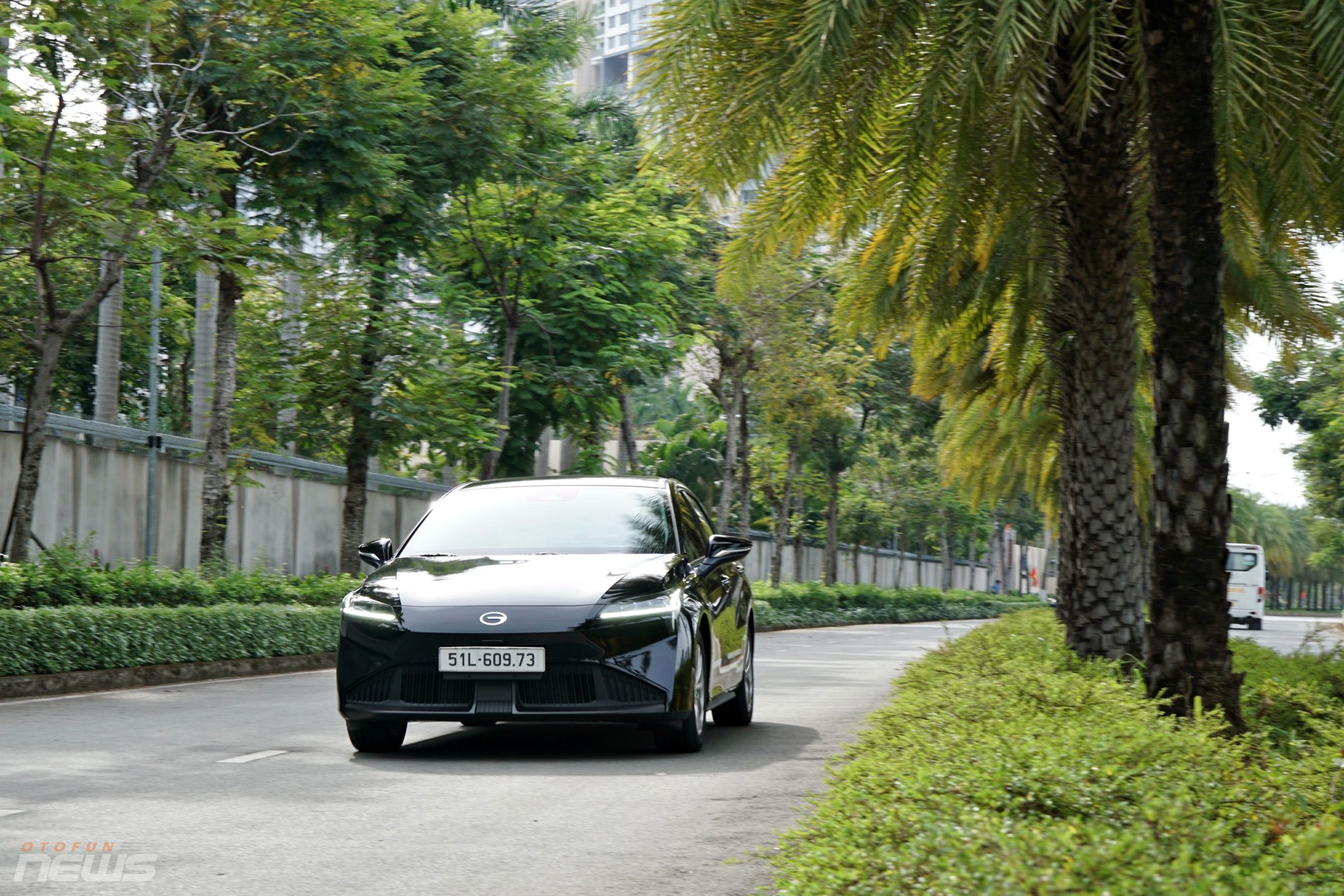 Aion ES: Sedan điện Trung Quốc giữa lằn ranh thực dụng và hiện đại