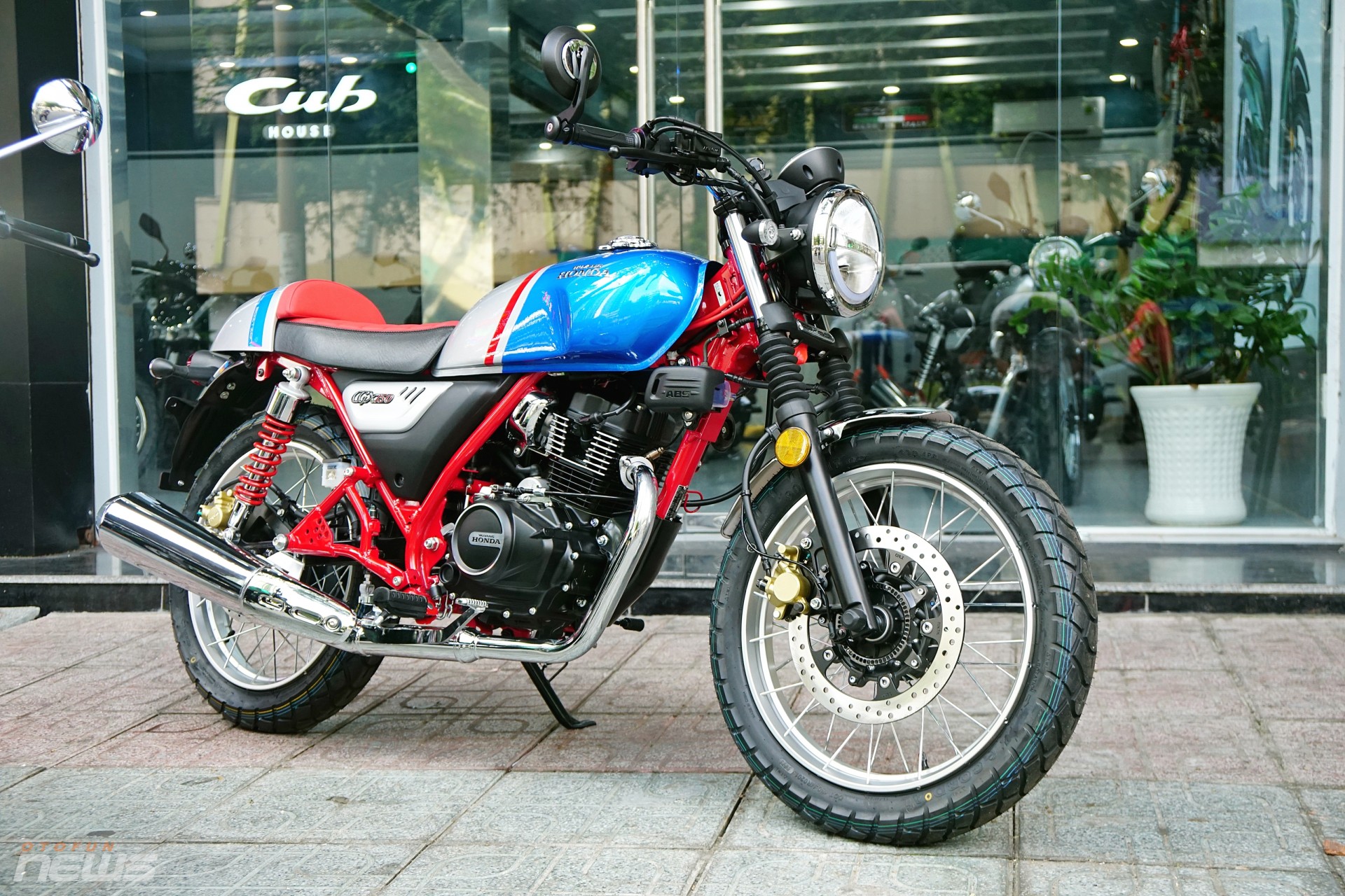 Honda CGX150 nhập khẩu Trung Quốc, giá hơn 70 triệu đồng tại Việt Nam Honda CGX150 nhập khẩu Trung Quốc, giá hơn 70 triệu đồng tại Việt Nam