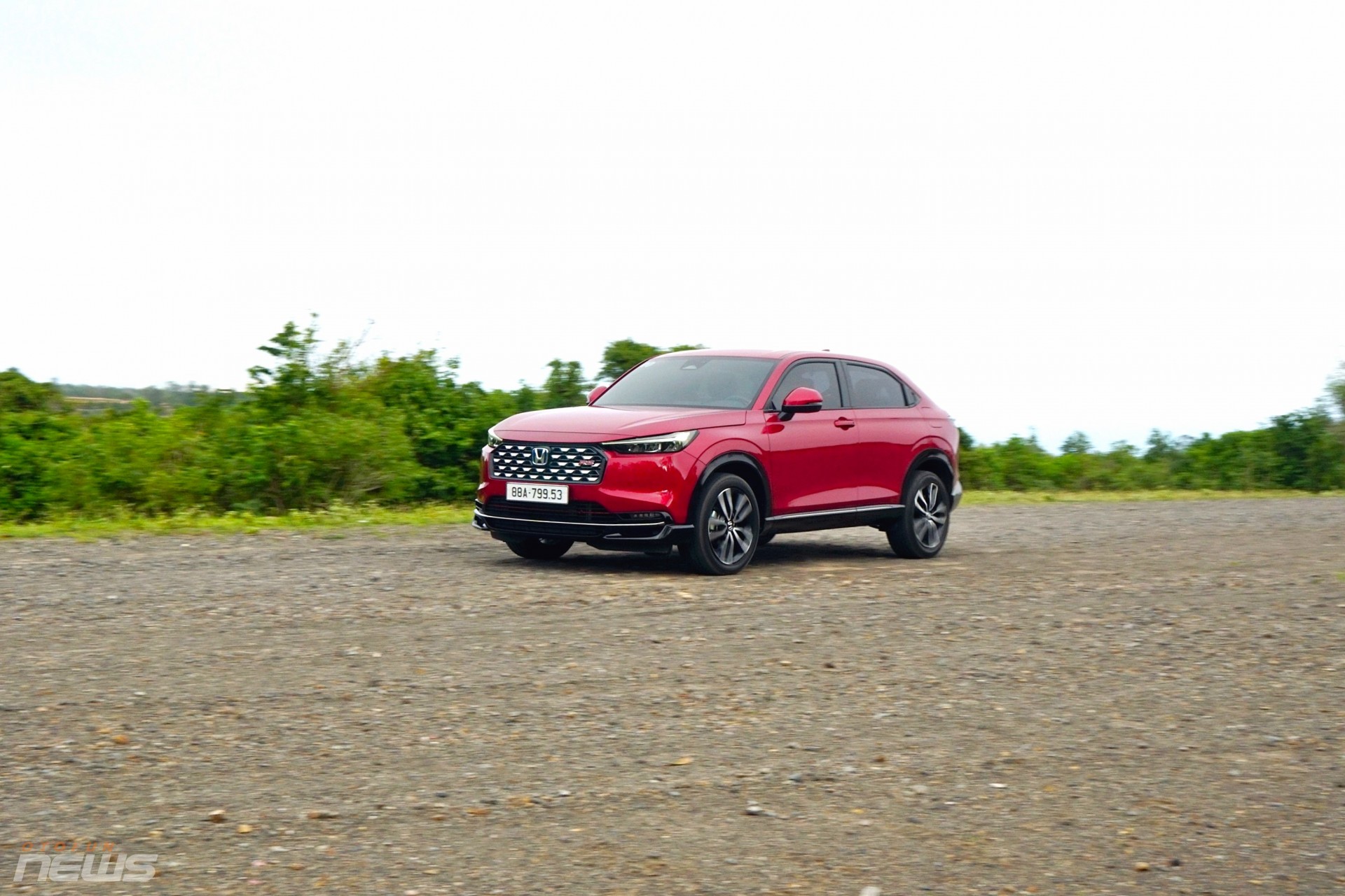 Đánh giá Honda HR-V e:HEV 2025