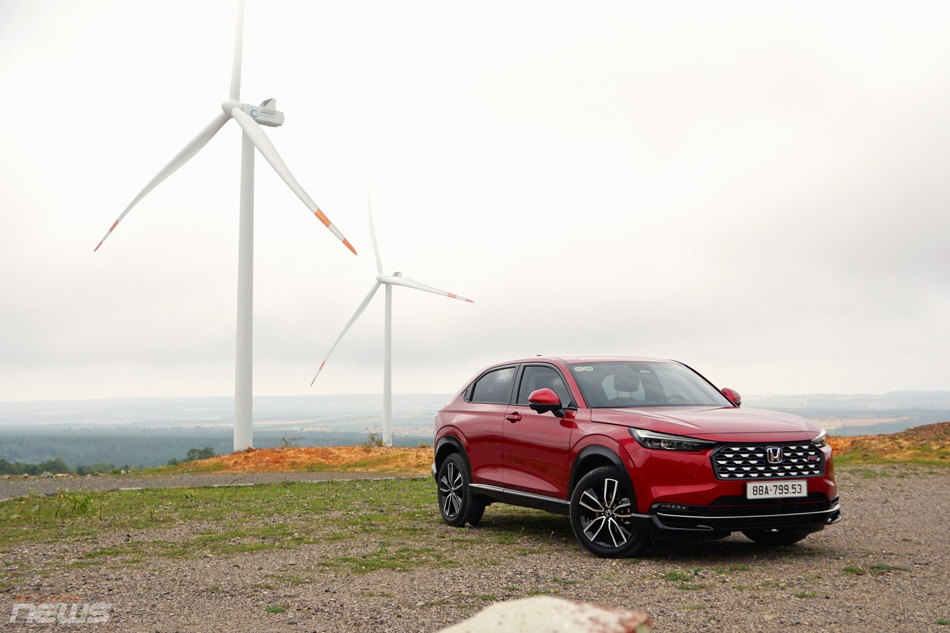 Đánh giá Honda HR-V e:HEV: Xe hybrid đô thị dành cho người thực dụng