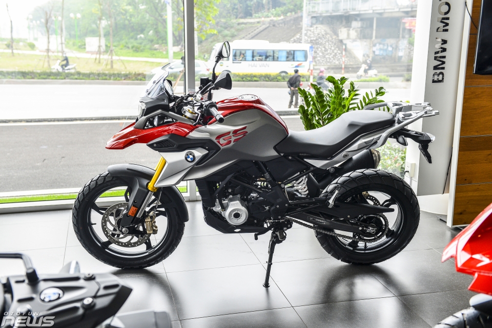 Trải nghiệm nhanh BMW G310 GS tại trường đua  máy mượt rất dễ thuần