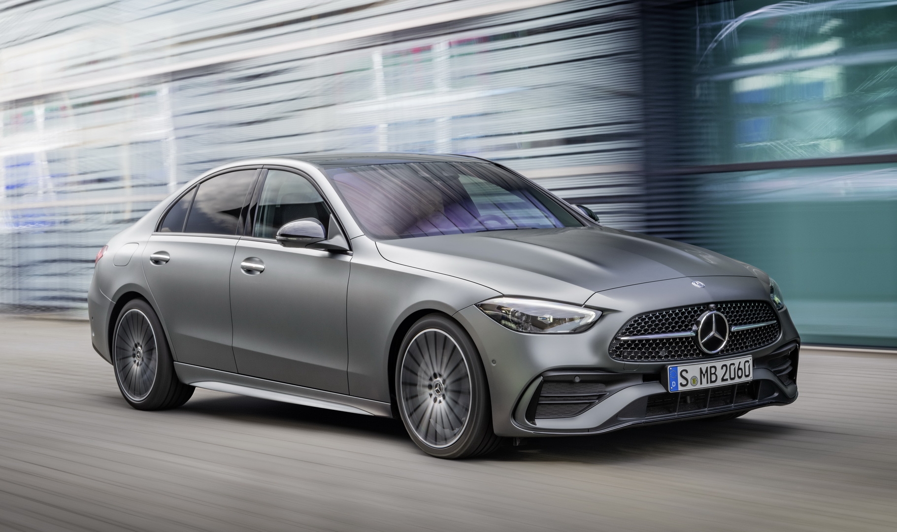 Mercedes-Benz C-Class thế hệ mới sẽ được ra mắt tại Việt Nam vào cuối tháng 4