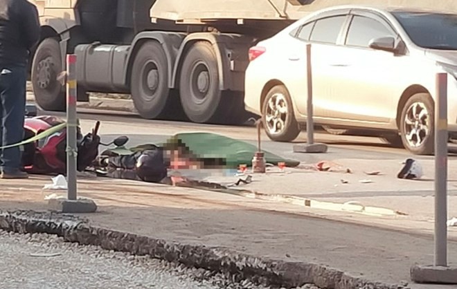 Tai nạn giữa xe tải và xe máy trên QL46, 2 người tử vong