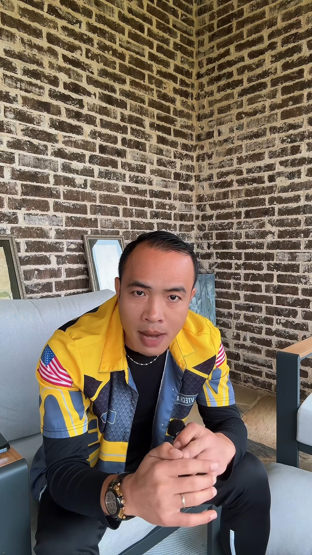 Kỹ thuật viên ô tô chia sẻ về quá trình đăng kiểm xe tại Mỹ