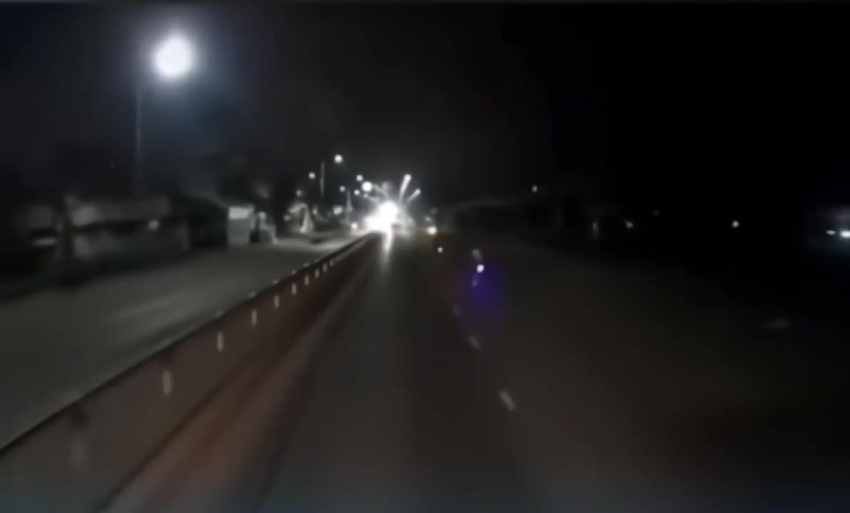 Người đi xe đạp bị ô tô cán tử vong