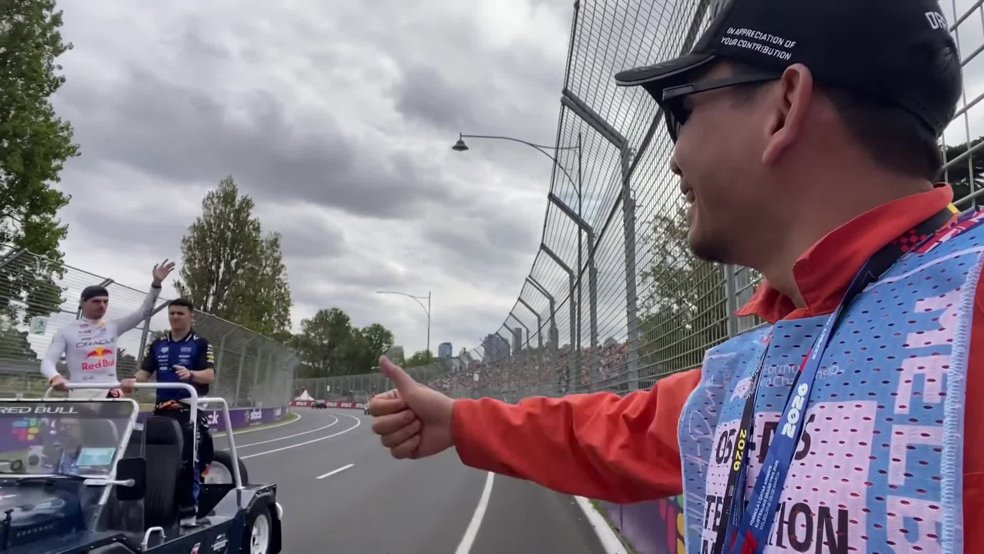 Ông Ngô Việt Hưng tại đường đua F1 tại Úc