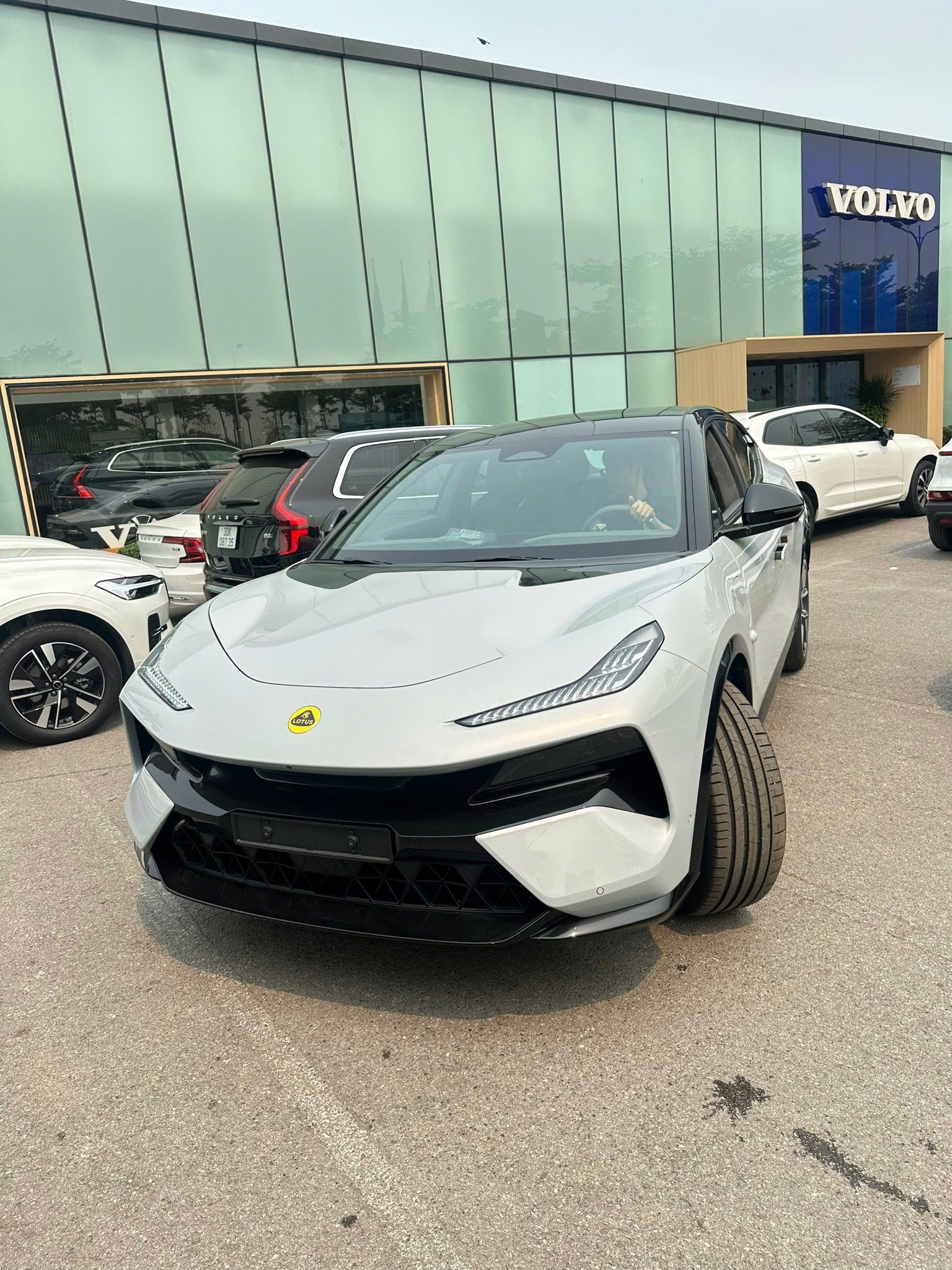 Xe Lotus về Việt Nam