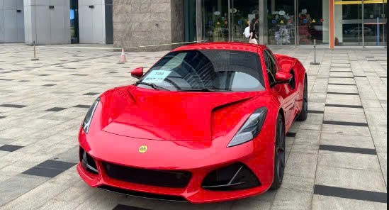 Review Lotus Emira Turbo SE